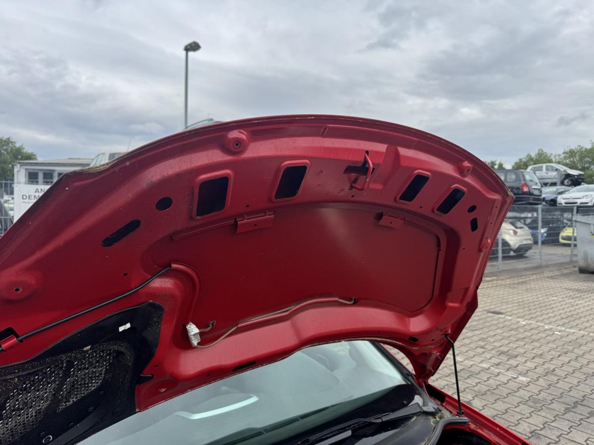 Peugeot 206+ original Motorhaube KKN Rot Aden Bj.2010
